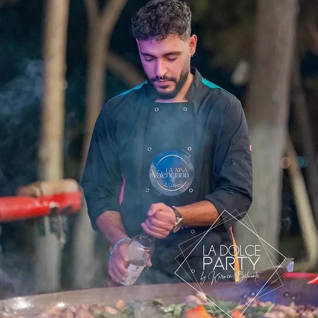 La Niña Valenciana Chef